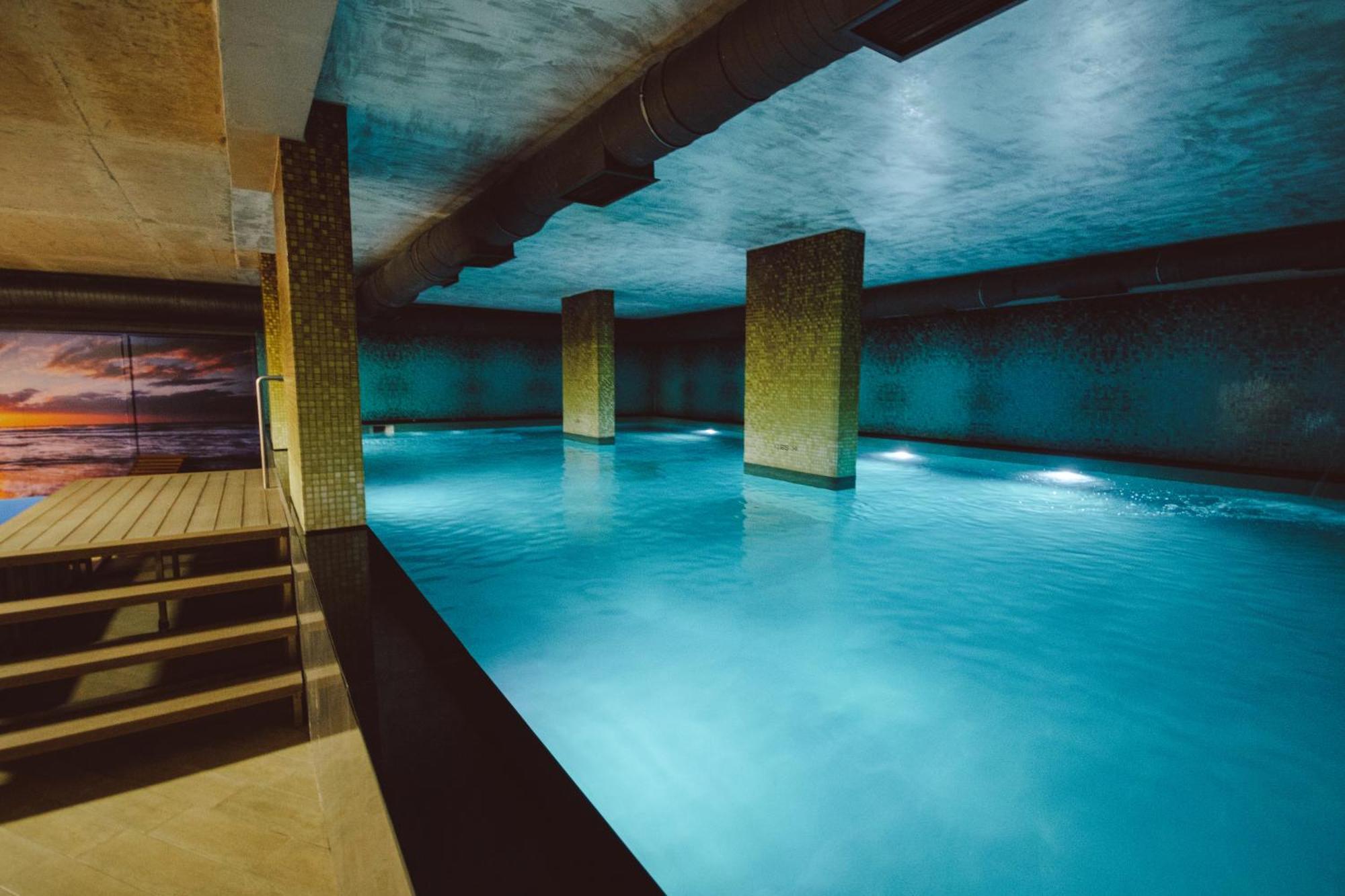 Star Hill Hotel & Spa พริสตีนา ภายนอก รูปภาพ