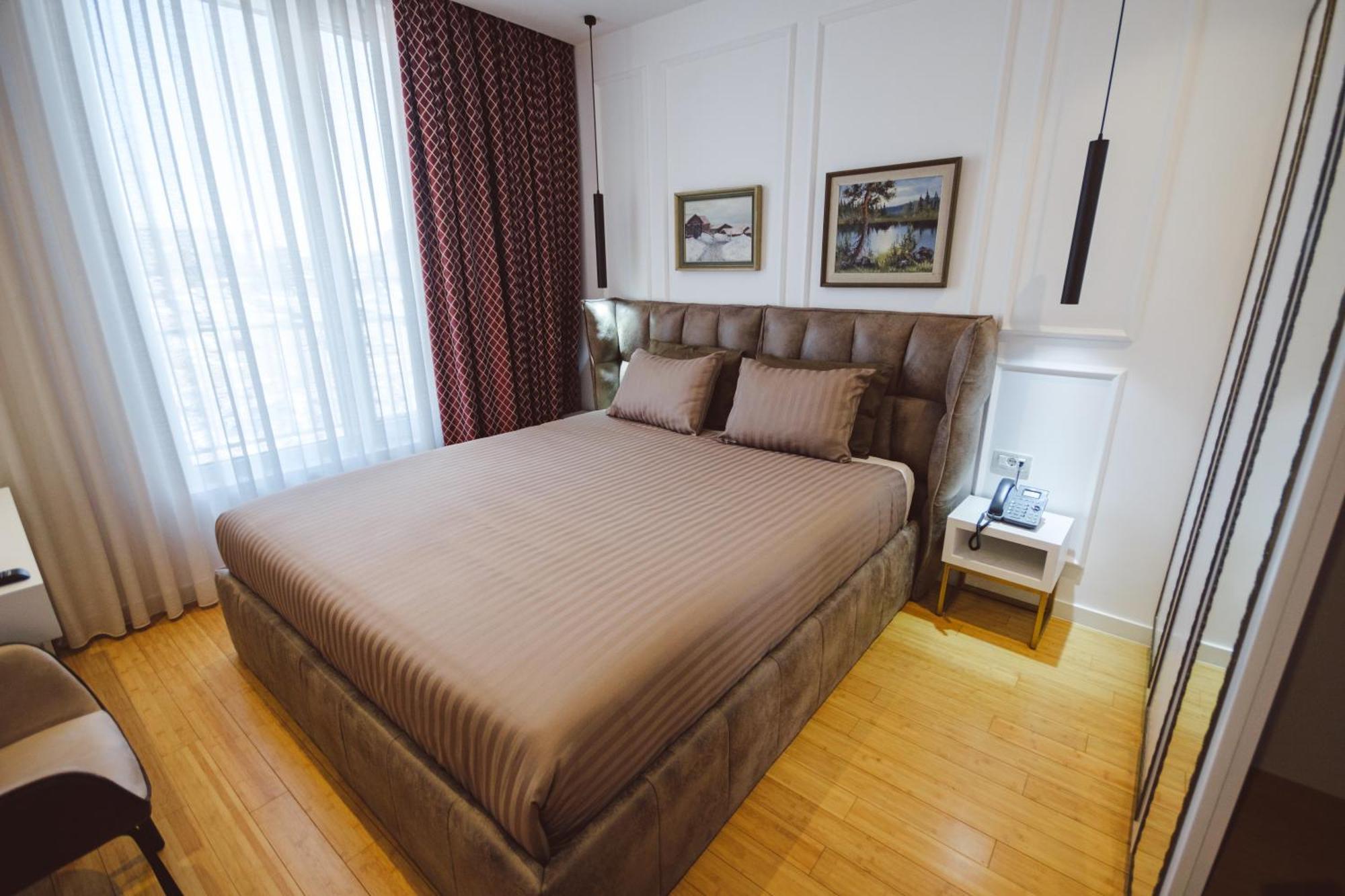 Star Hill Hotel & Spa พริสตีนา ภายนอก รูปภาพ