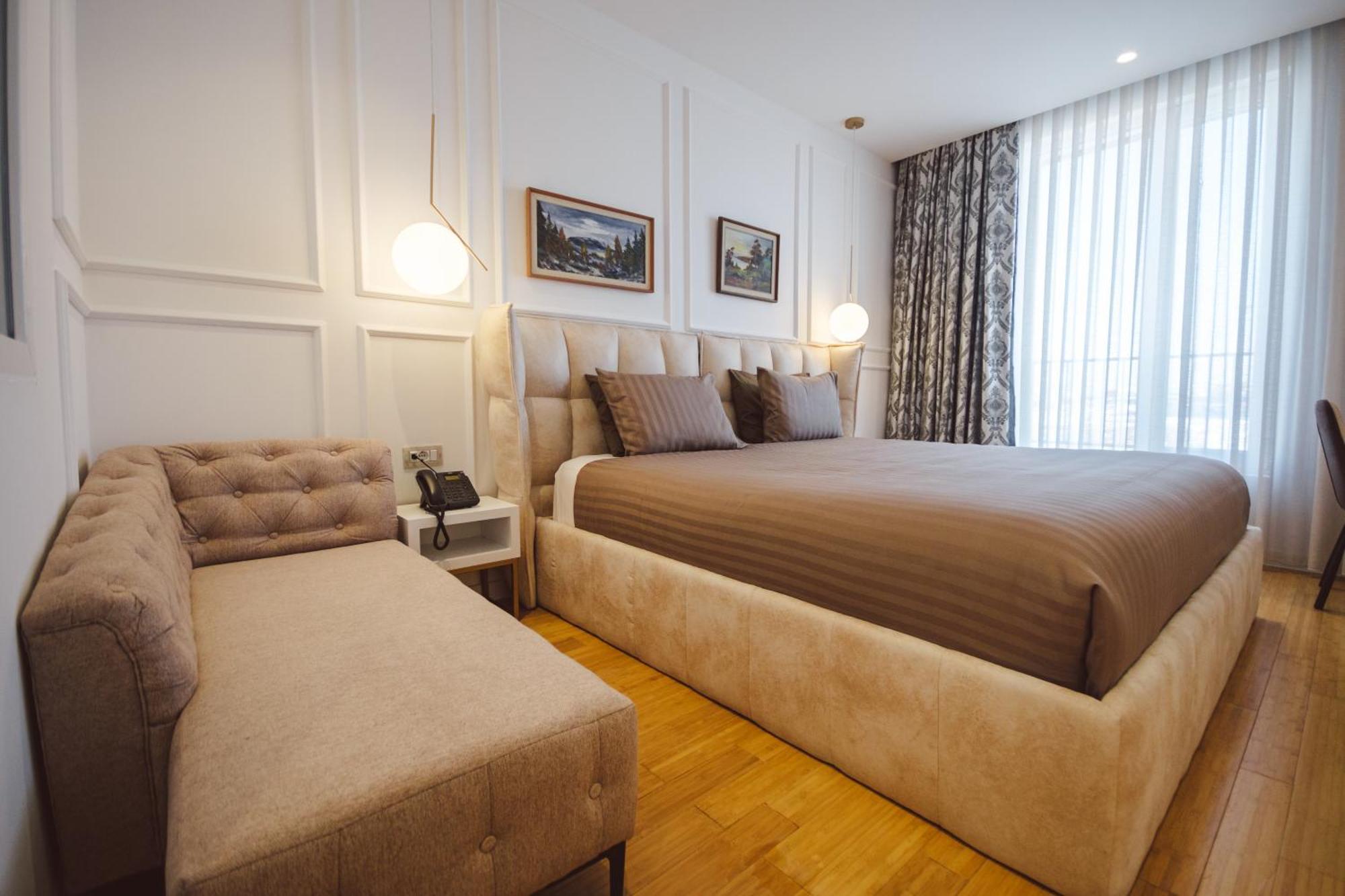 Star Hill Hotel & Spa พริสตีนา ภายนอก รูปภาพ